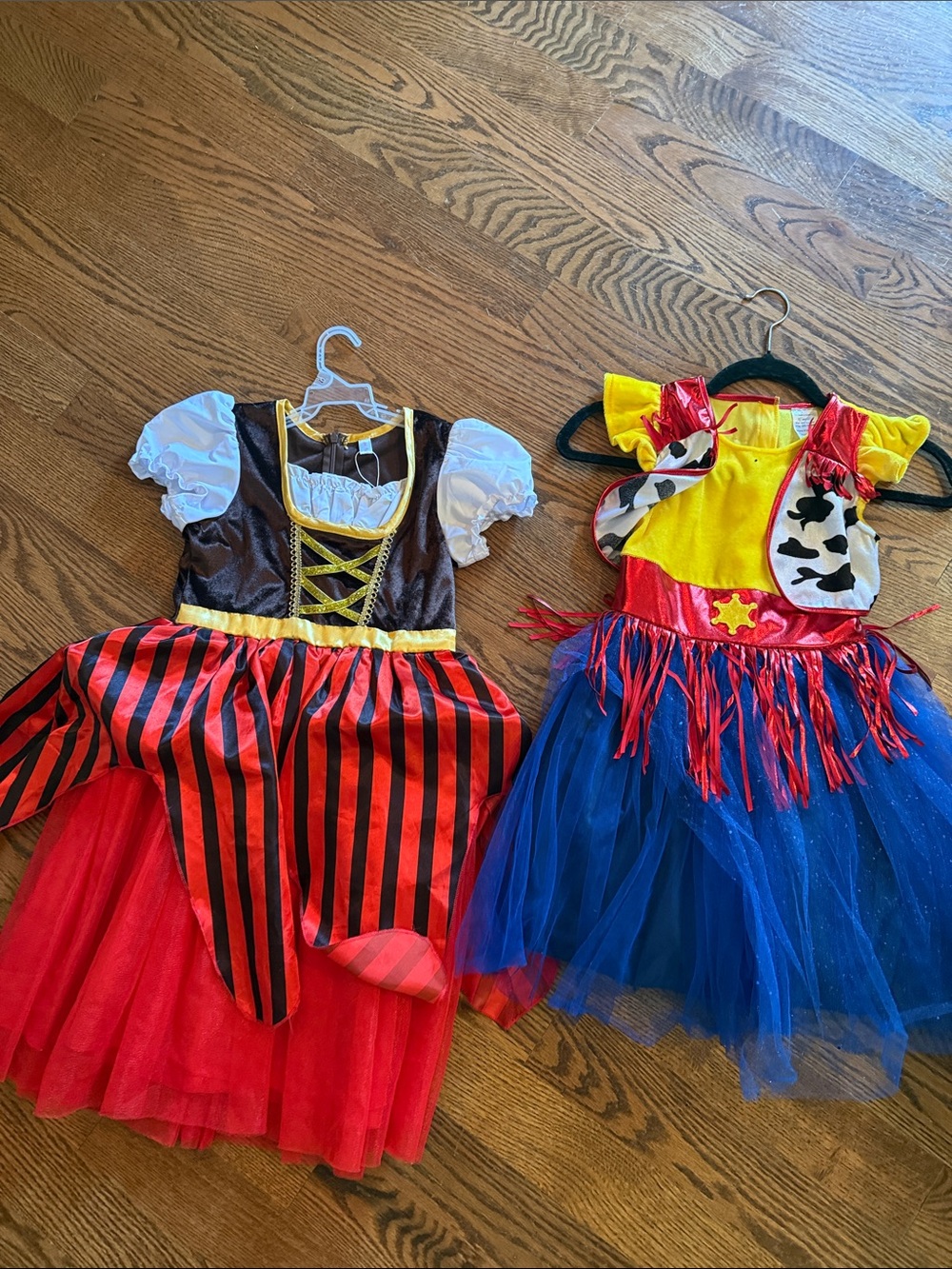 Costume dress